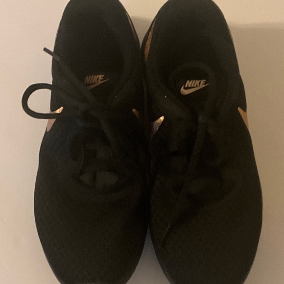 Nike Women's Black Sneakers with Bronze Swoosh - Picture 2 of 5